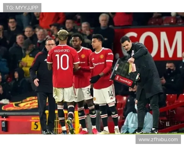 曼联惨遭同城死敌击败更衣室弥漫低气压队内士气跌至谷底